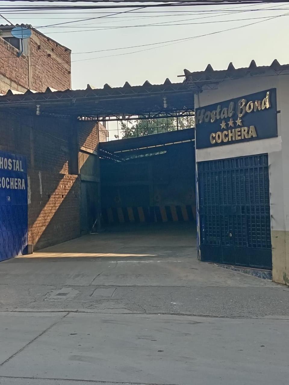 חוארז Hostal Bond מראה חיצוני תמונה